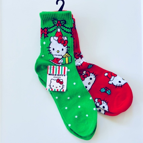Hello Kitty Set of 2 Christmas Holiday Socks Red Green Mid Crew NWT - Picture 1 of 4